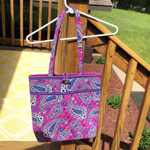 Vera Bradley Handbags - Vera Bradley Tote